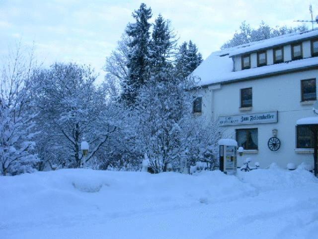 Waldpension Zum Felsenkeller Lichtenfels-Sachsenberg Extérieur photo